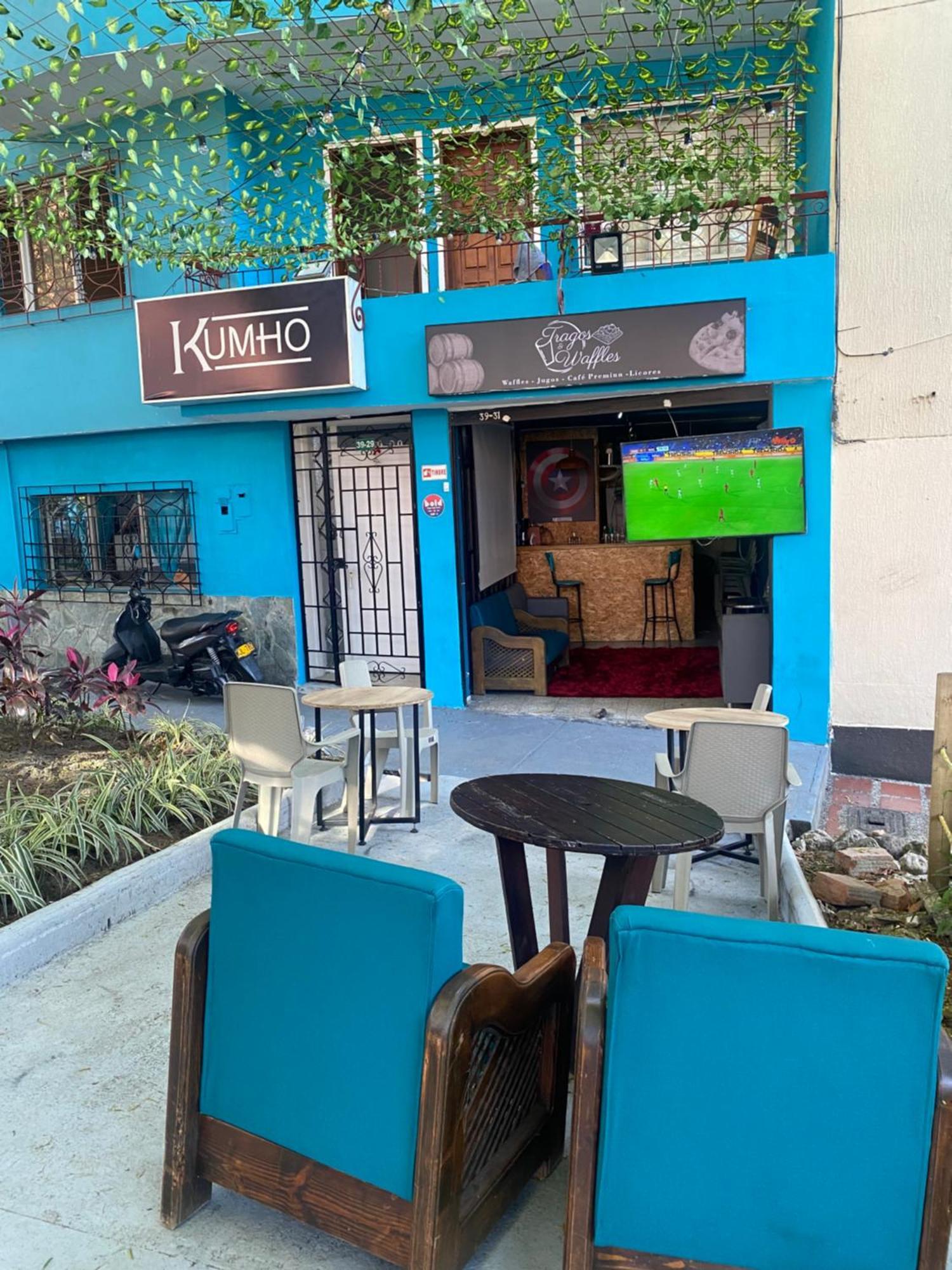 Hostel Kumho Alojamiento Medellín Zewnętrze zdjęcie